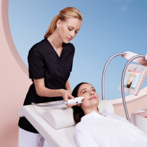Comment mieux vendre les soins visage à ses clientes ?